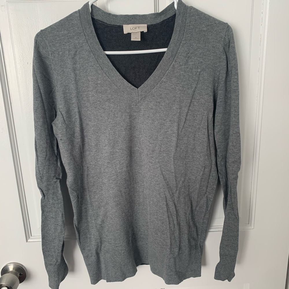 Loft V-Neck Two Tone Sweater in Grey